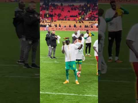 Ambiance des lions après la belle victoire ❤️