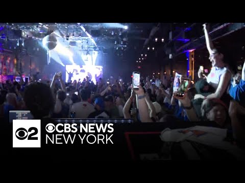 Watch fans react to the moment the Knicks won Game 4 of the NBA Finals