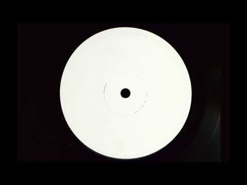 Trim v Flowdan - Off The Radar [Clash]