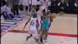 Chris Paul Hits David West With the Pass for the Game-winning Shot