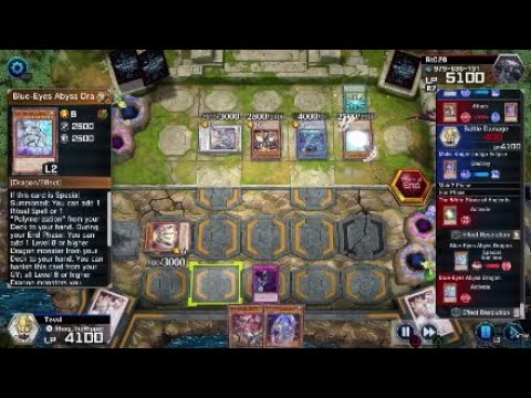 Mekk-knight Invoked vs Blue Eyes