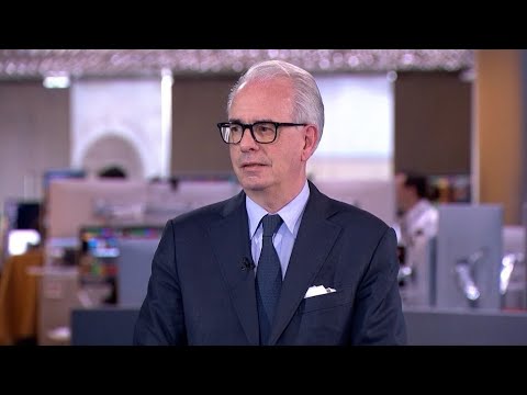 Credit Suisse CEO on Inflows, Material Weakness