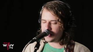 Kevin Morby - "Downtown Lights" (Live at WFUV)