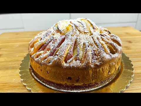 Torta soffice allo Yogurt con mele e uvetta ❤️