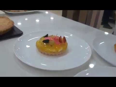 fruit tart and cookies bakery items