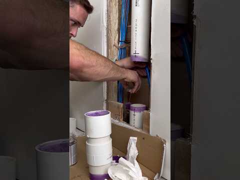 Repair Coupling on a 3” vent #plumbingservice #sparkies #electrician #trades #coupling #primer #pvc