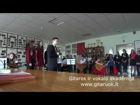 SVEIKINAME VISUS SU KOVO 11 - ĄJA! GYVO GARSO IŠTRAUKA..Gitaros ir vokalo akademija