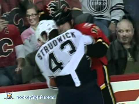 Jason Strudwick vs Tim Jackman Oct 26, 2010
