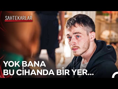Taha'dan Beklenmedik Piyano Performansı - Sahtekarlar