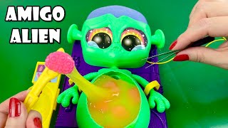 Ajudando o Alien Gulosão! Tia Flá X Produção