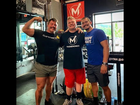 MASSENOMICS EPISODE 205 - CAN POWERLIFTING BE SPECTATOR FRIENDLY & SPECIAL GUEST JOHNATHAN OLDHAM
