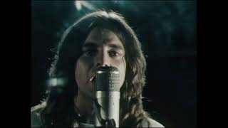 John Paul Young - Love Is In The Air