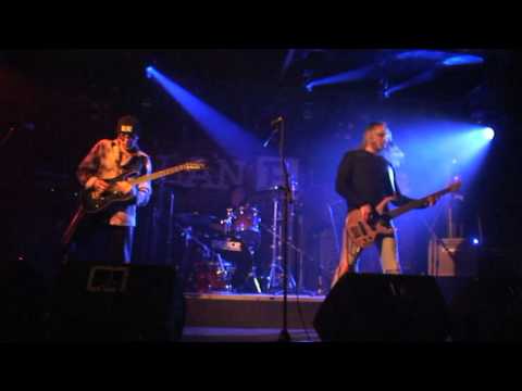 Blind Vandal presents Fryette SiG X