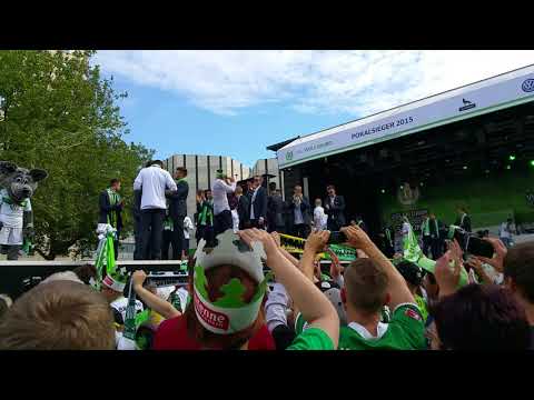 VfL Wolfsburg feiert DFB-Pokalsieg 2015