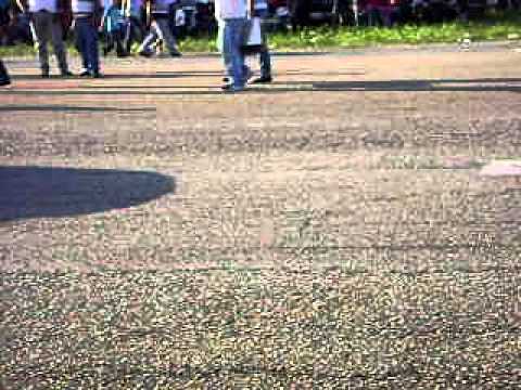 piques en asfalto Domingo, 17 de Julio de 2011