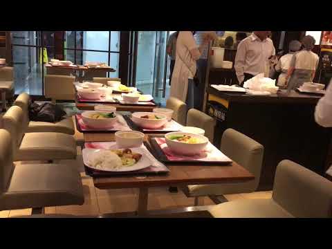 尖沙咀大家樂霸枱比內地人食飯