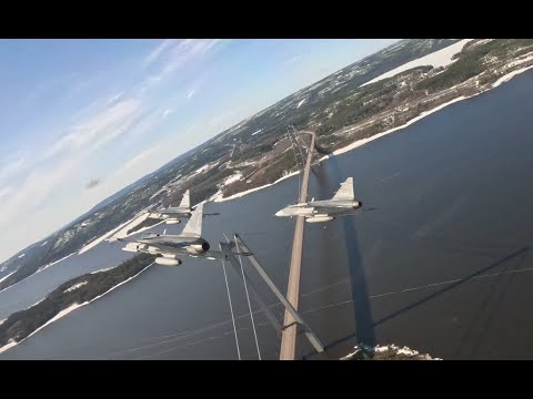 F 21 PÅ VÄG MOT AURORA 23