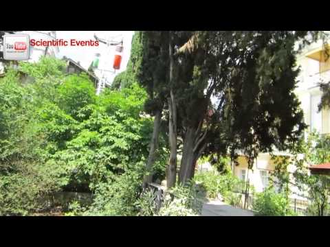 Yalta toy's Cable car - don't miss the sofisticated security lock!