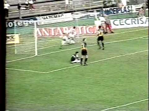 O São Paulo vence o Criciúma por 1x0, no Heriber...