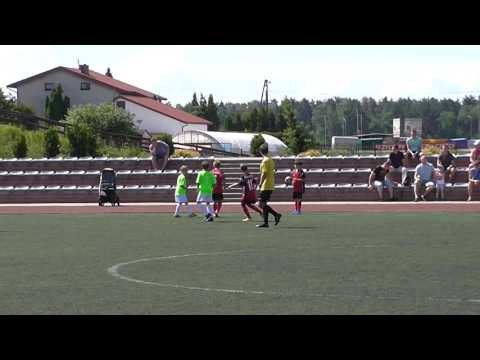 UKS IWICZNA 2006 - LKS VICTORIA GŁOSKÓW 2006 II kwarta meczu.