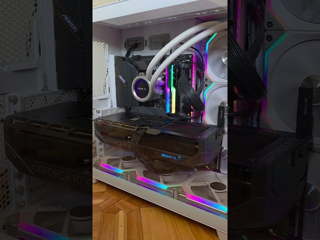 Vídeo relacionado con GIGABYTE GeForce RTX 5080 Gaming OC 16G Tarjeta Gráfica - 16GB GDDR7, 256 bits, PCI-E 5.0, 2730MHz Core Clock, 3 x DisplayPort, 1 x HDMI, GV-N5080GAMING OC-16GD