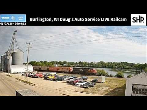 Live webcam view of Burlington Doug's Auto Live Railcam