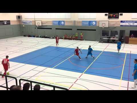 Oldenburg trifft gegen die Lions - in Superslomo