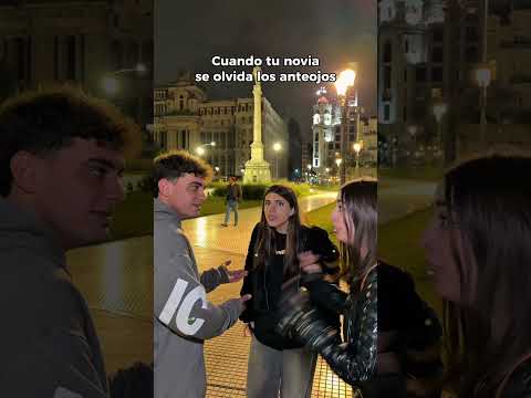 SE OLVIDÓ LOS ANTEOJOS o no?? #humor #viral #parejas