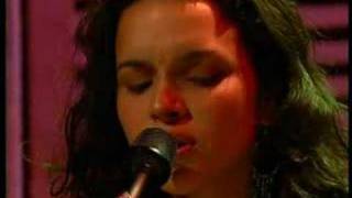 Norah Jones - One Flight Down