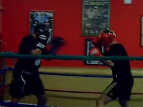 David y Tito guanteando el el gimnasio KATANA (Coslada)