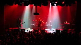 Peter Hook & the Light live with "Blue Monday" (New Order)