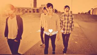Waiting for a war - The Morning Benders (traducida en español)