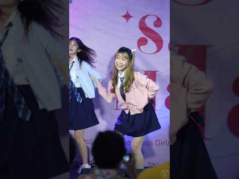 Open World - Khem Hatobito - Sakura Matsuri at The Market Bangkok