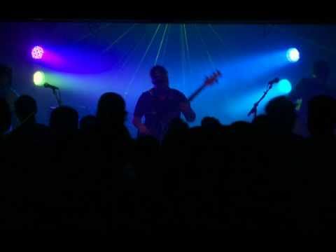 Ep3-HoneyCombs-Columbus.09.17.10