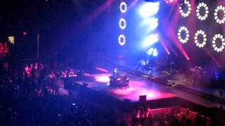 Matt Giraud & Scott MacIntyre - Tell Her About It (Full)