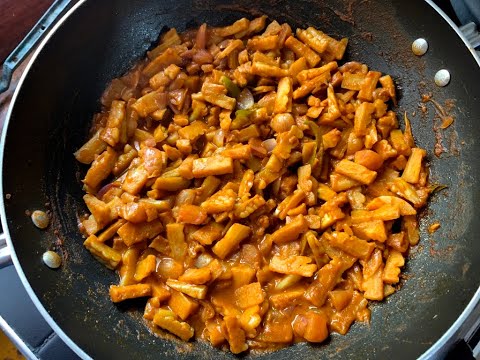 Sri Lankan Bitter Gourd Curry Recipe with Coconut & Tamarind (Jaffna Style)