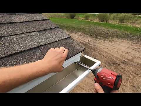 EXTENDED DRIP EDGE! DIY TIP for water leaking between fascia & gutter fix! #diy #howto #like #shorts