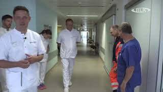 Chefarzt Dr. med. Andreas Hellweger: Leben retten im Krankenhaus. In dieser TV-Reportage wird das Leben von Chefarzt Dr. med. Andreas Hellweger in der Asklepiosklinik Weißenfels beleuchtet, während er täglich Leben rettet.
