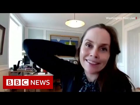 冰島總理在地震中保持冷靜接受採訪 - BBC News (Iceland PM keeps her cool as earthquake disrupts interview - BBC News)
