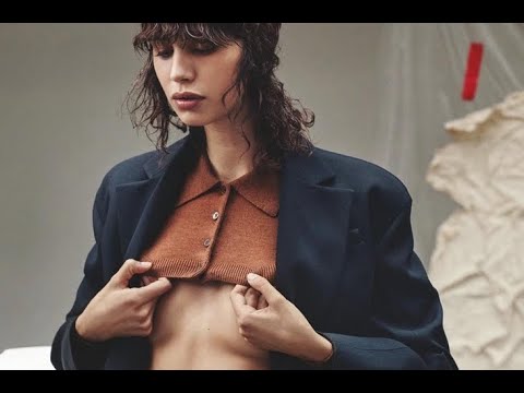 MICA ARGAÑARAZ Best Model Moments AW 2022 - Fashion Channel