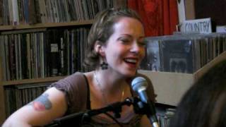 3 Sunny side up ~ Anneke van Giersbergen instore @ Minstrell Zwolle
