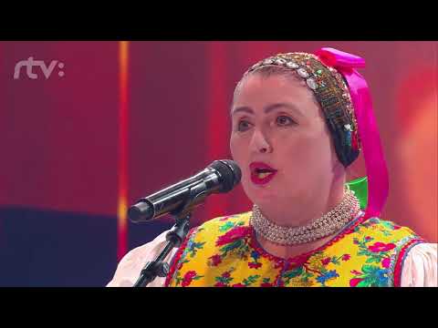 Anna Poráčová - Zem spieva