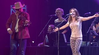 Jasmine Rae - Eggs In A Basket (LIVE @ TCMF 2016)