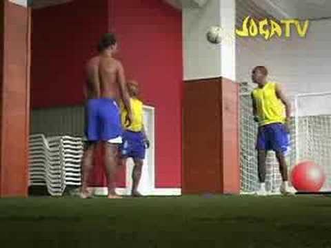 Joga Bonito - Brazilian Stars