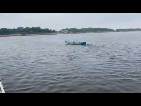 Full dropstitch kayak mounted with electric fin  P1