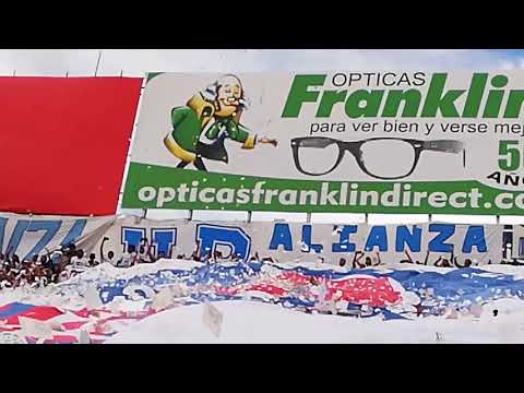 "Recibimiento Alianza fc final clausura 2019" Barra: La Ultra Blanca y Barra Brava 96 &bull; Club: Alianza &bull; País: El Salvador