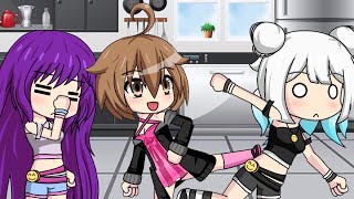 Cookie takes over! Junie dreams #2