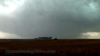 preview picture of video '10/4/2013 Wayne, NE Tornado Footage from the TWC Storm Riders'