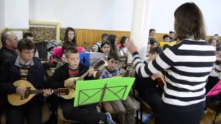 preview picture of video 'Festivalul Orchestrelor de Mandoline AZS Turda 2015 - Sapanta Melodia 2'