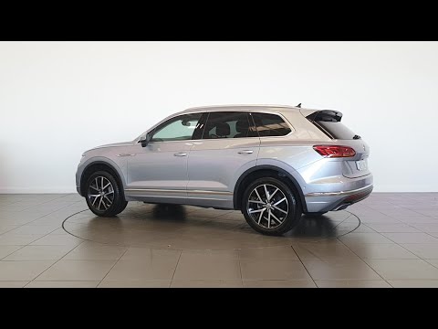 201D1062 - 2020 Volkswagen Touareg DESIGN 3.0TDI 4M 231HP